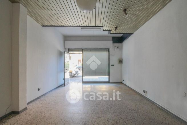 Ufficio in commerciale in Via Rometta