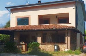 Villetta a schiera in residenziale in Via Colle Pastino 12
