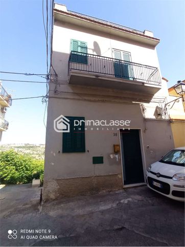 Casa indipendente in residenziale in