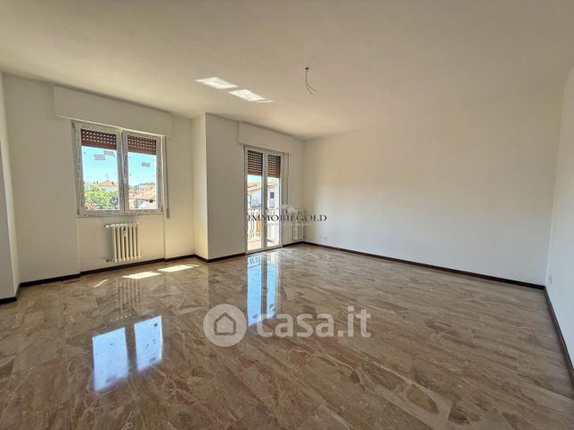 Appartamento in residenziale in Via Albania