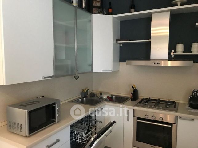 Appartamento in residenziale in Via Lanfranco della Pila 35