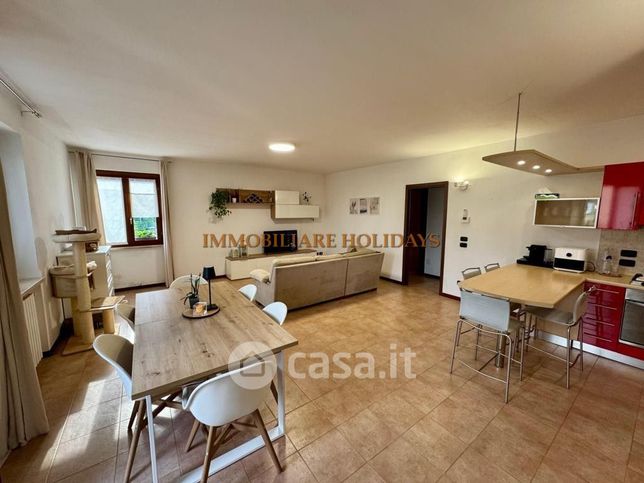Appartamento in residenziale in Via Stazione 61