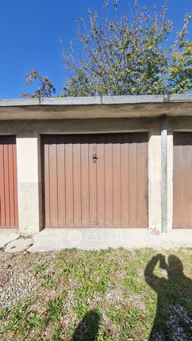 Box/posto auto in residenziale in Via Filippo Turati 6