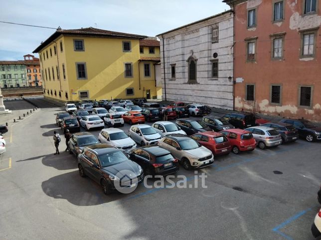 Ufficio in commerciale in Piazza Francesco Carrara 10