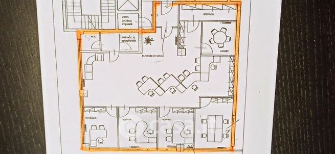 Ufficio in commerciale in Viale Puccini 55100