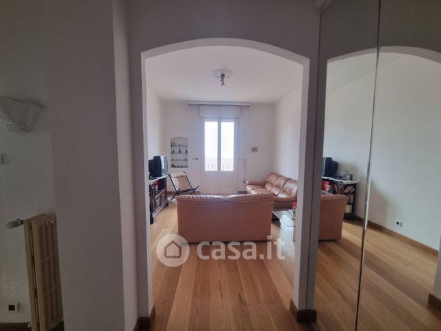 Appartamento in residenziale in Via Cino da Pistoia