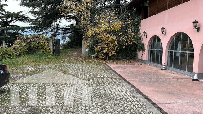 Box/posto auto in residenziale in 