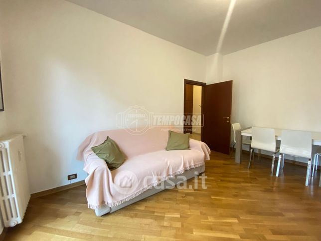 Appartamento in residenziale in Via degli Astri 22