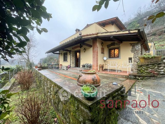 Casa indipendente in residenziale in Via Stazione di Valdibrana