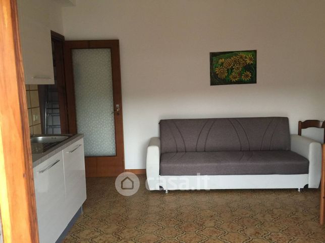 Appartamento in residenziale in Via Maria 100