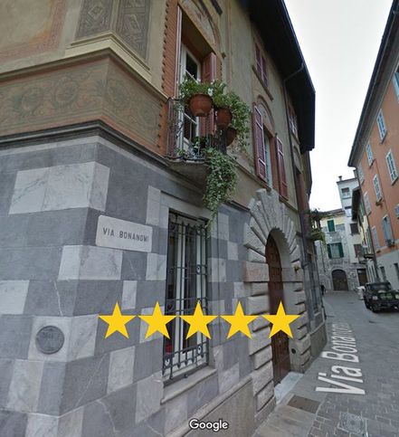 Appartamento in residenziale in Via Bonanomi