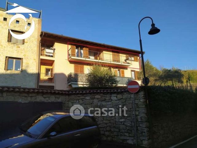 Appartamento in residenziale in Via Castello 10