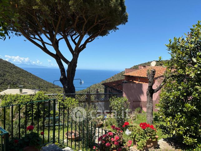 Villa in residenziale in Colle D'Orano