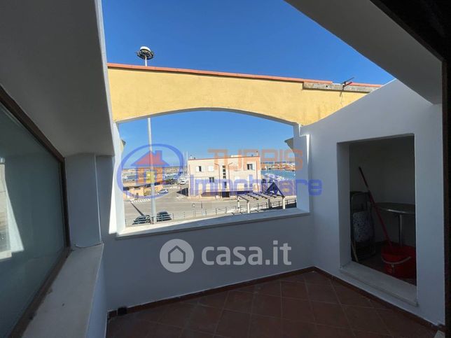 Appartamento in residenziale in Via Mare 26