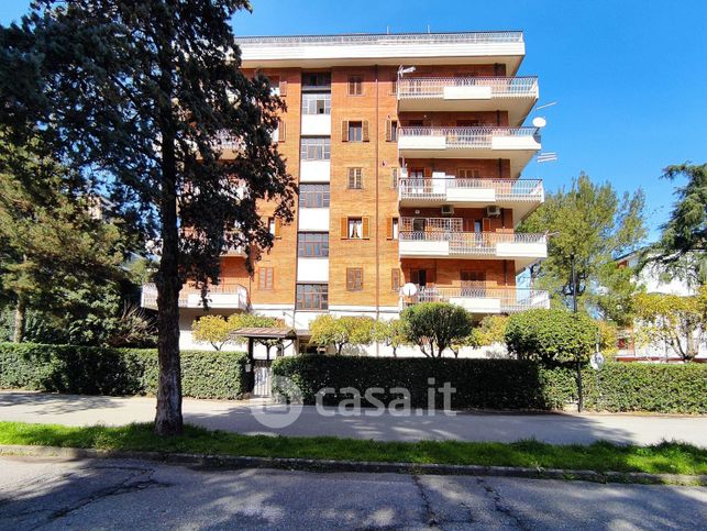 Appartamento in residenziale in Via Morelli 13