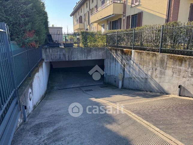 Box/posto auto in residenziale in Via Privata Don Antonio Brambilla 3