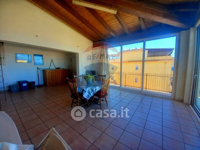Casa indipendente in residenziale in Viale Salvatore Vitale 2 -1