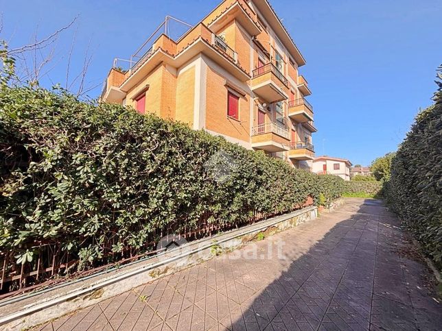 Appartamento in residenziale in Via Calliope 18