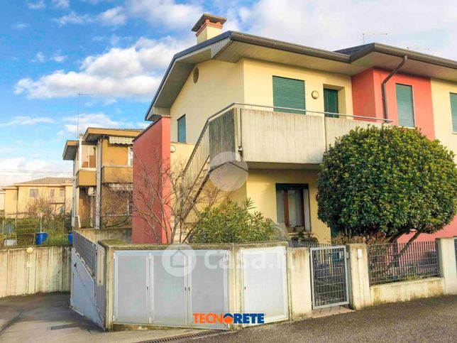 Appartamento in residenziale in Via Bologna 38