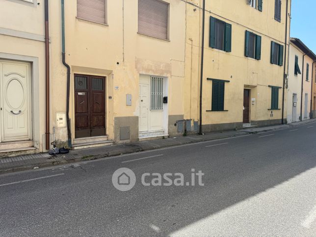 Appartamento in residenziale in Via Giuseppe Montanelli 192