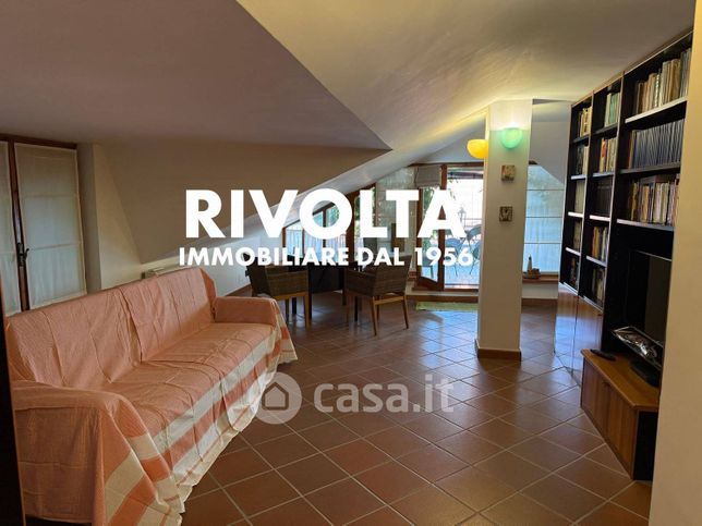 Attico/mansarda in residenziale in Via Ludovico Ariosto