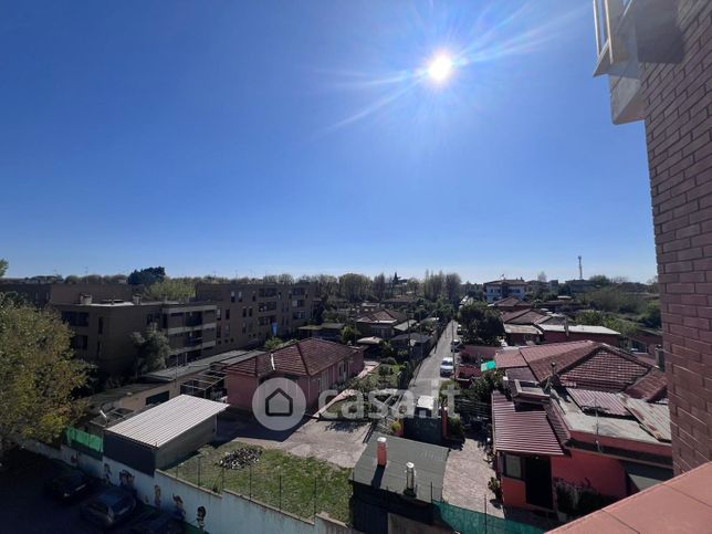 Appartamento in residenziale in Via del Poggio di Acilia