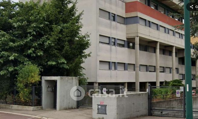 Appartamento in residenziale in Via Alessandrina 21