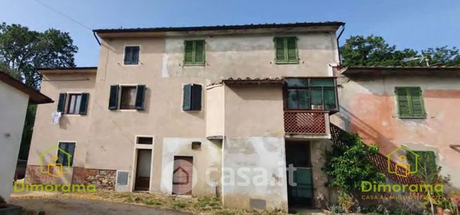 Appartamento in residenziale in Via Provinciale Le Francesca Nord 8