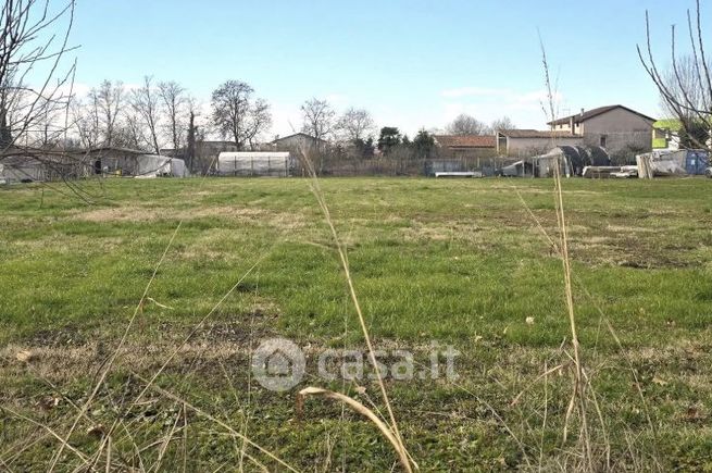 Terreno agricolo in commerciale in Via Massimo D'Azeglio