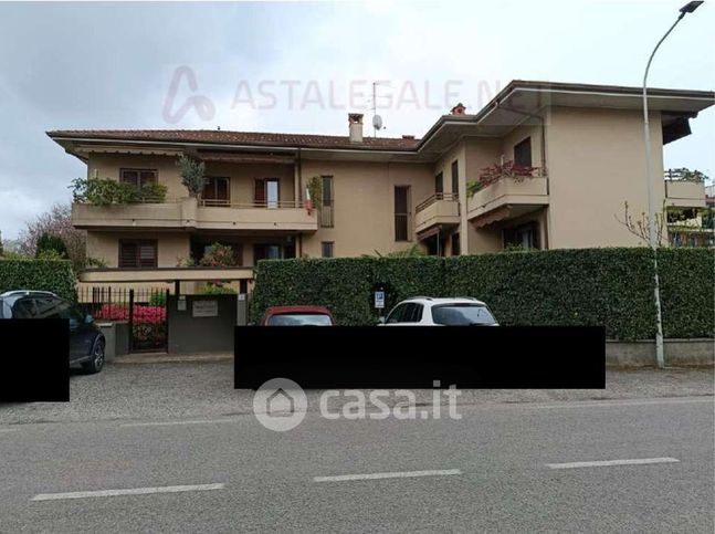 Appartamento in residenziale in Via A. Grandi 1
