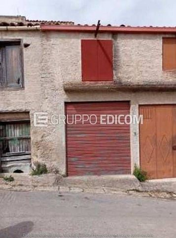 Box/posto auto in residenziale in Via Francesco Crispi