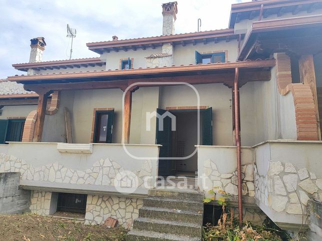 Villetta a schiera in residenziale in Via Pescopennataro