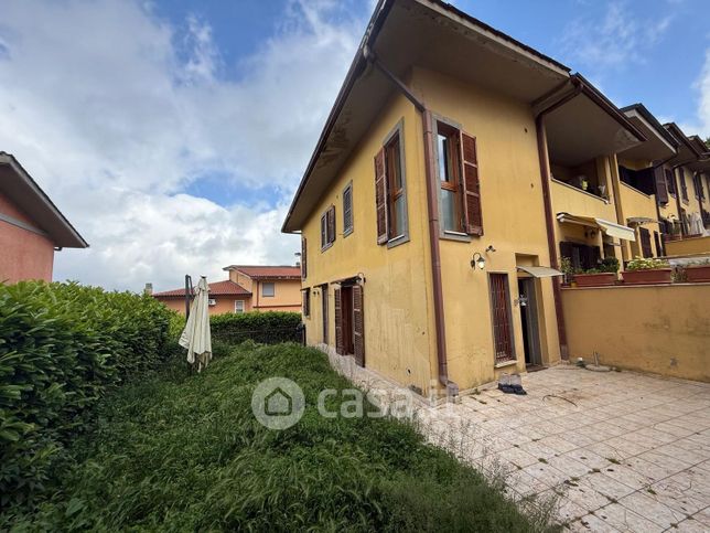 Villetta a schiera in residenziale in Via della Pineta 34