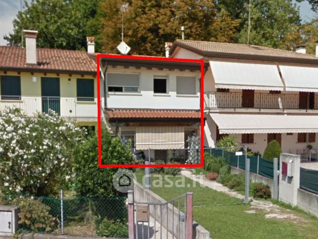 Villetta a schiera in residenziale in Via Ronchi 6