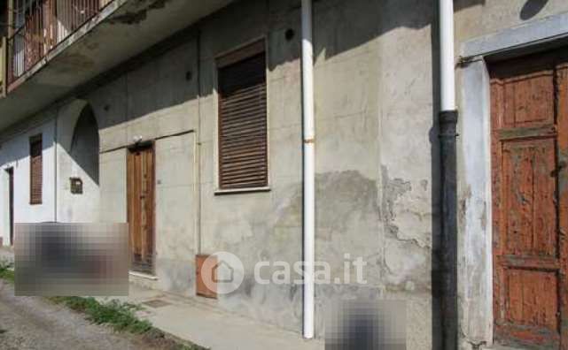 Casa bi/trifamiliare in residenziale in Via G. Marconi