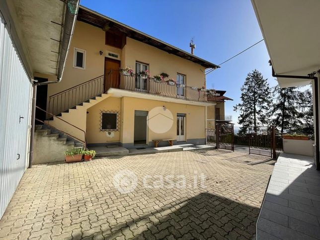 Appartamento in residenziale in Via Celle 58