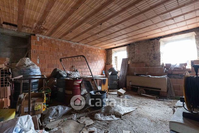 Rustico/casale in residenziale in Via Brascesco 16