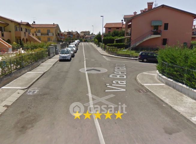 Appartamento in residenziale in Via Benaco