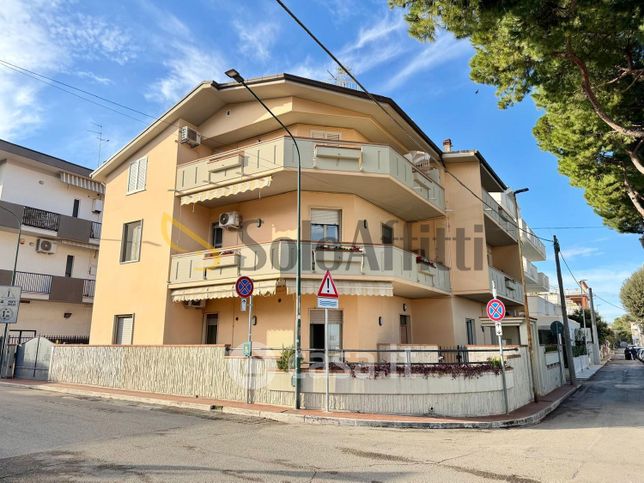 Appartamento in residenziale in Via Somalia 1