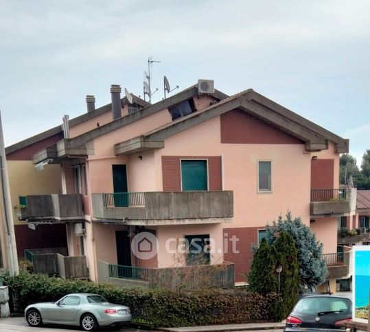 Appartamento in residenziale in Via Istonia