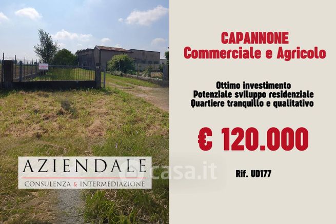 Capannone in commerciale in Via Madonna