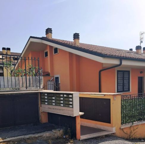 Appartamento in residenziale in Viale dai Platani 21