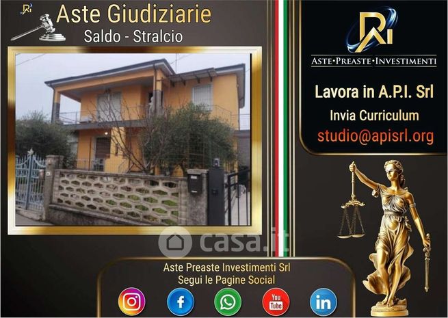 Appartamento in residenziale in Via Carbone 1