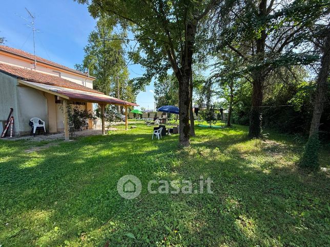 Casa indipendente in residenziale in Via Pelosa
