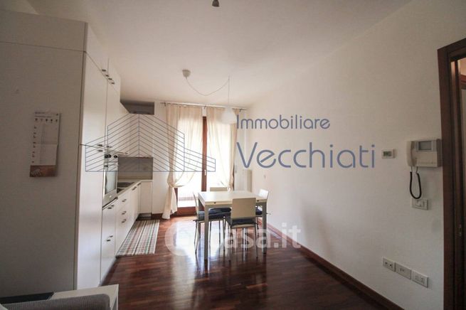 Appartamento in residenziale in Via dell'Olmo 2