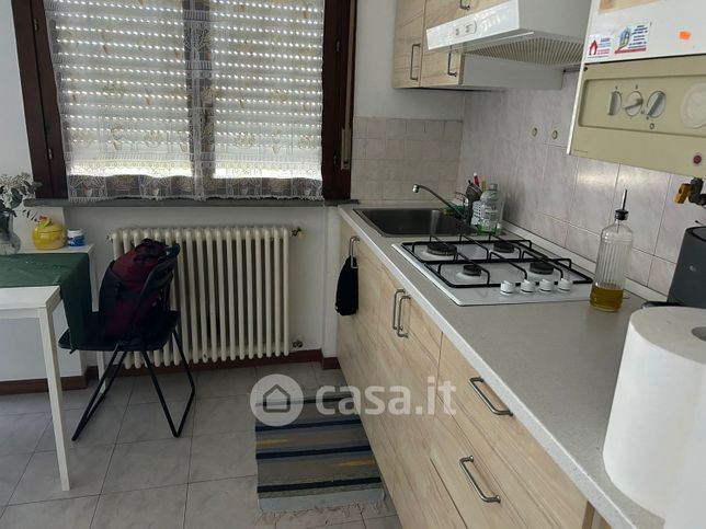 Appartamento in residenziale in Via Lisbona 4