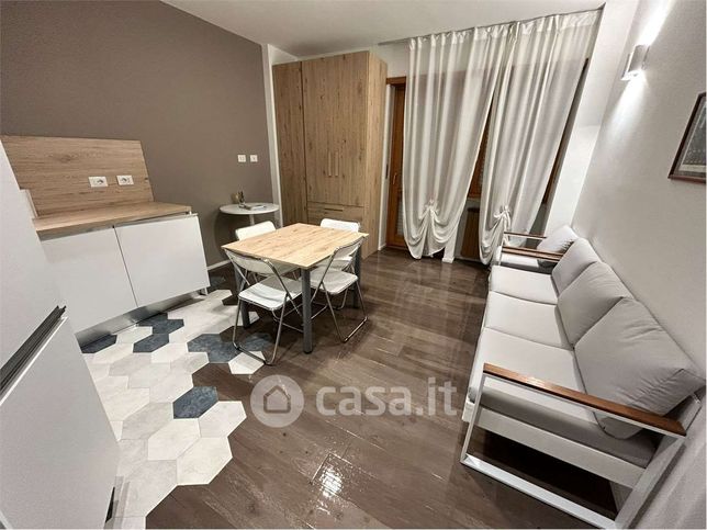 Appartamento in residenziale in Via A. Vuillerminaz 36