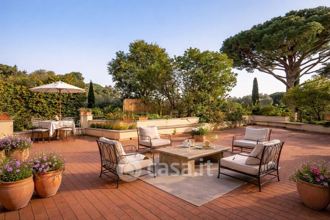 Appartamento in residenziale in Strada Statale 1 21