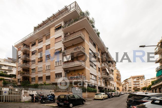 Appartamento in residenziale in Via Pasquale Revoltella 129