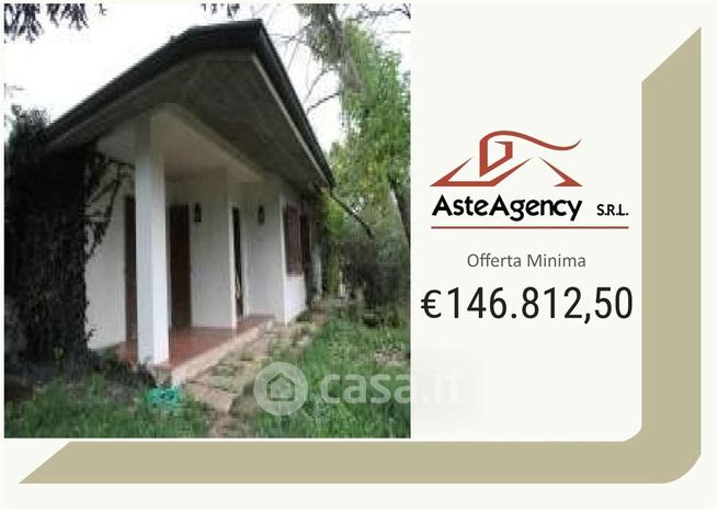 Villetta a schiera in residenziale in Via Cavezzo 18